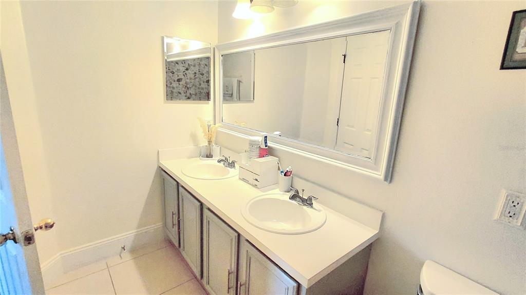 484 BRITTEN DRIVE gallery image #41
