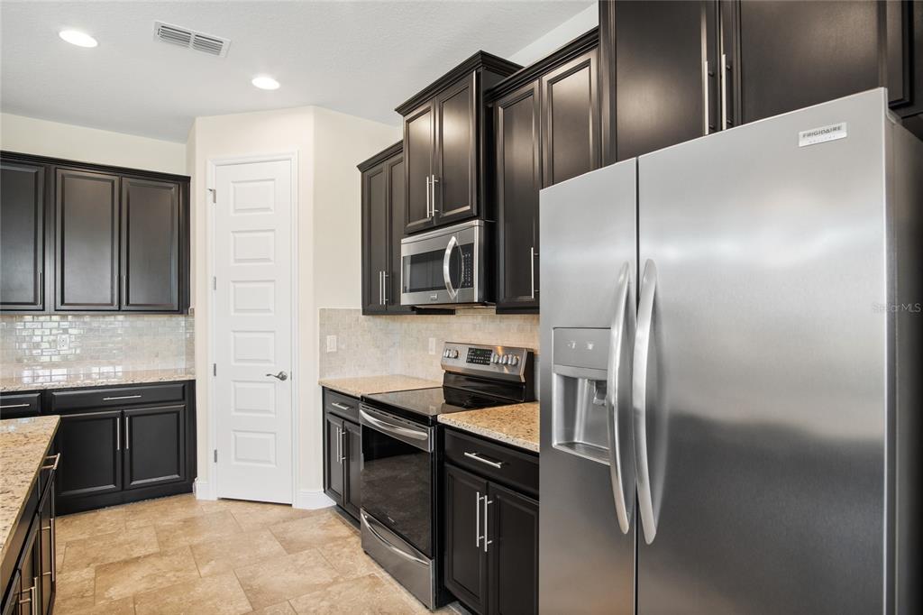 1624 NINA DRIVE gallery image #17
