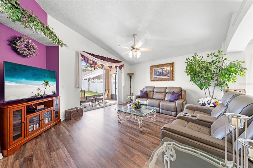 2513 CROWN RIDGE CIRCLE gallery image #40