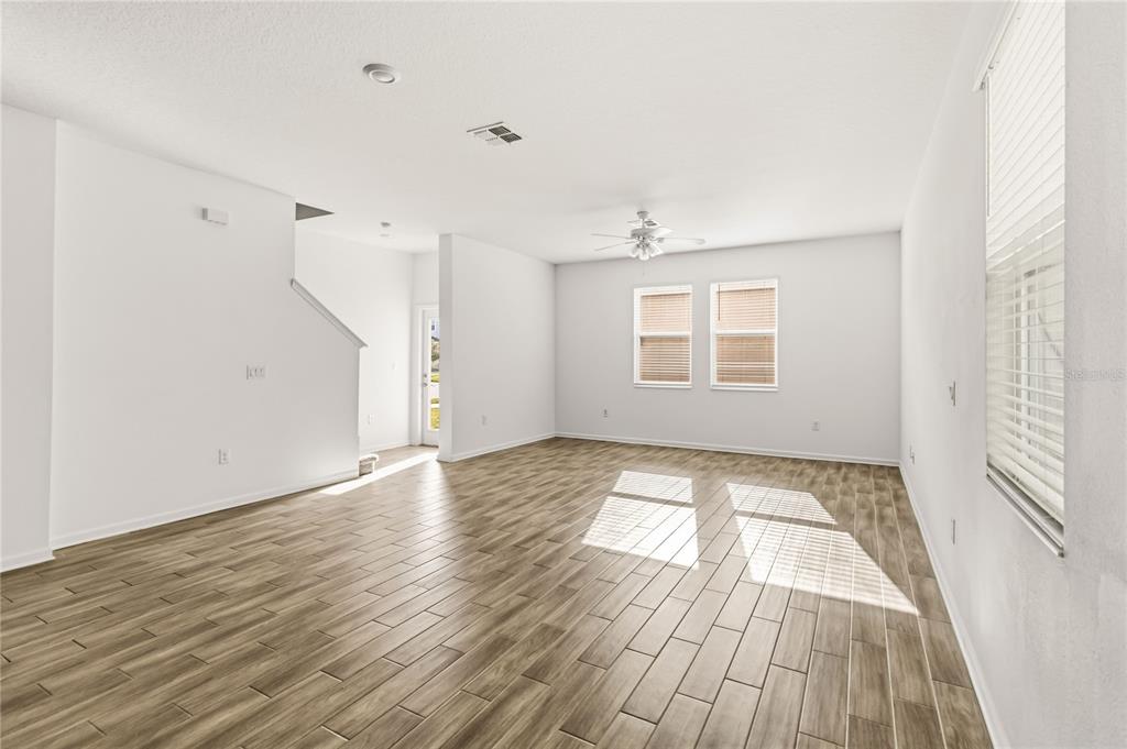 1736 FULFILLMENT DR gallery image #4