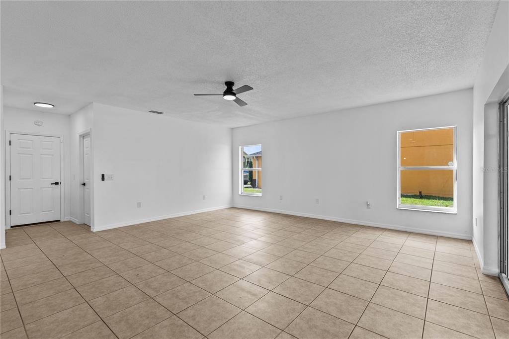 4556 FICUS TREE ROAD gallery image #21