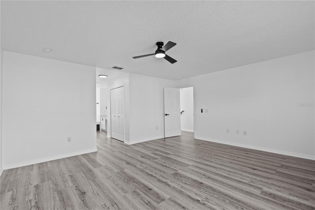 4556 FICUS TREE ROAD gallery image #26