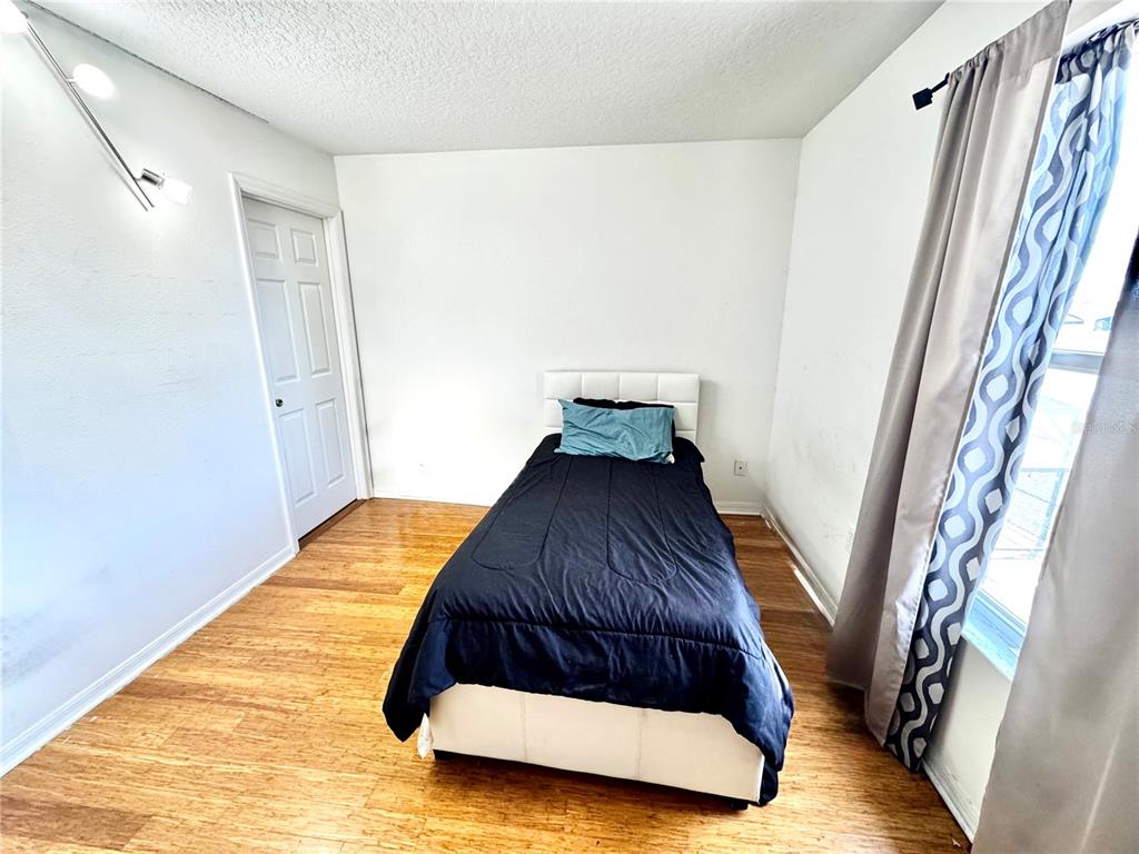 2708 PRESTWICK LANE gallery image #21