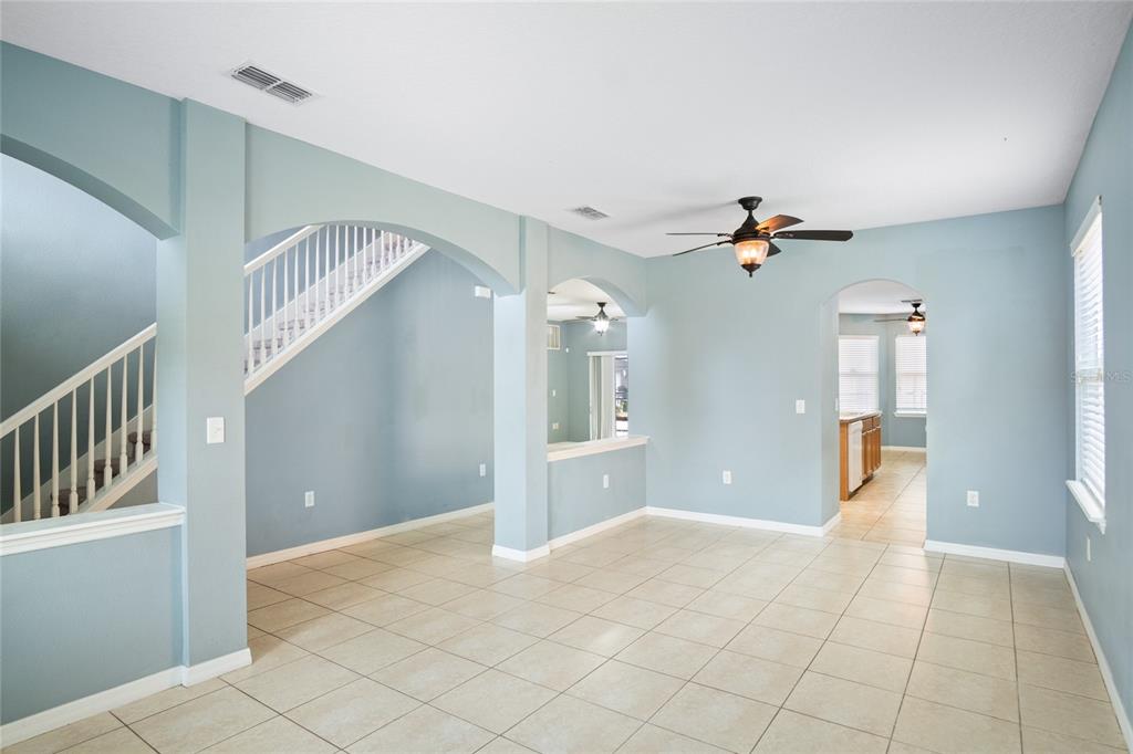 118 MIRO DRIVE gallery image #7