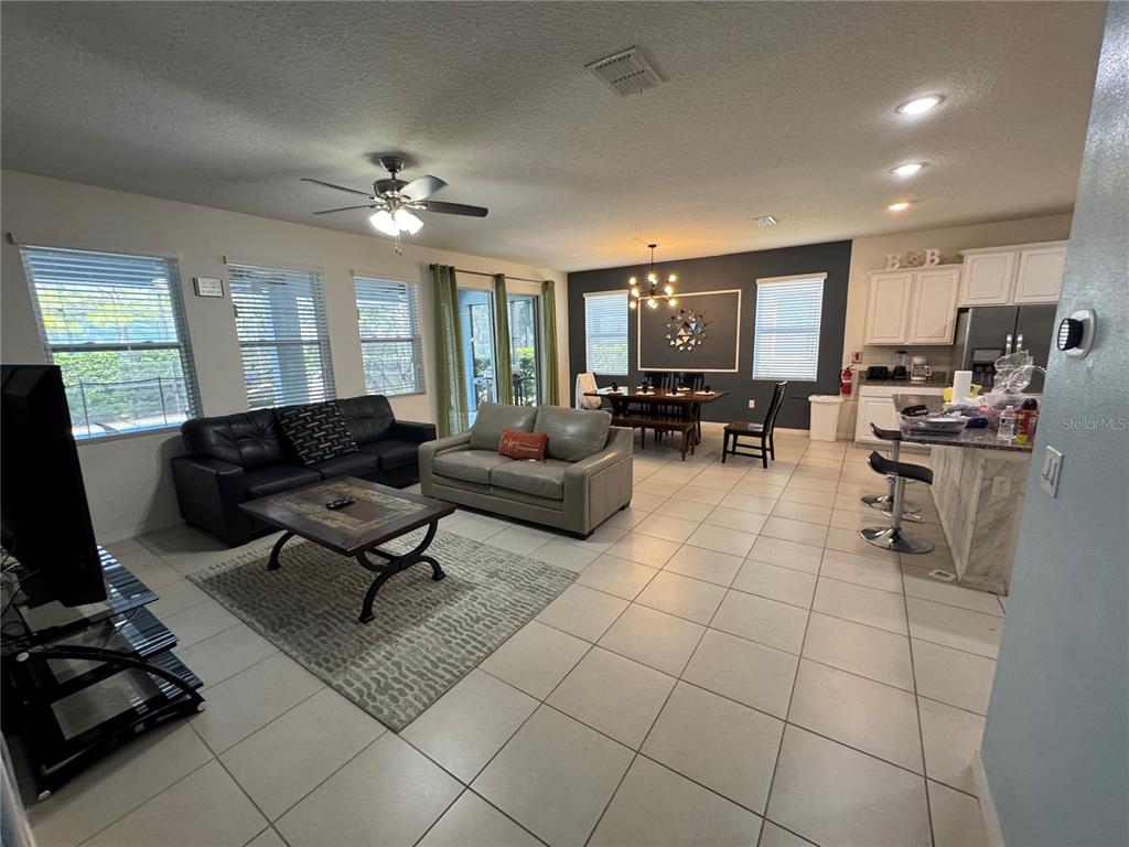 5231 WILDWOOD WAY gallery image #10
