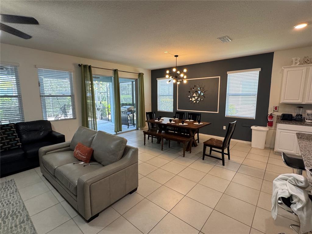 5231 WILDWOOD WAY gallery image #12