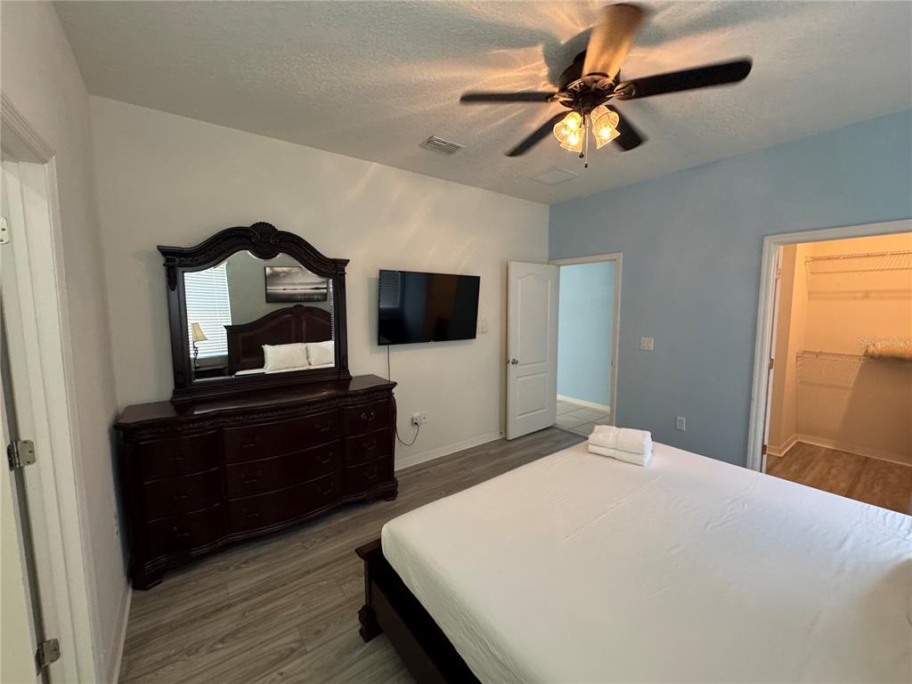 5231 WILDWOOD WAY gallery image #18