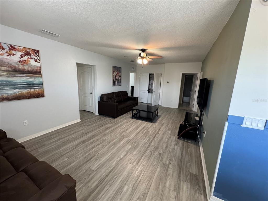 5231 WILDWOOD WAY gallery image #29