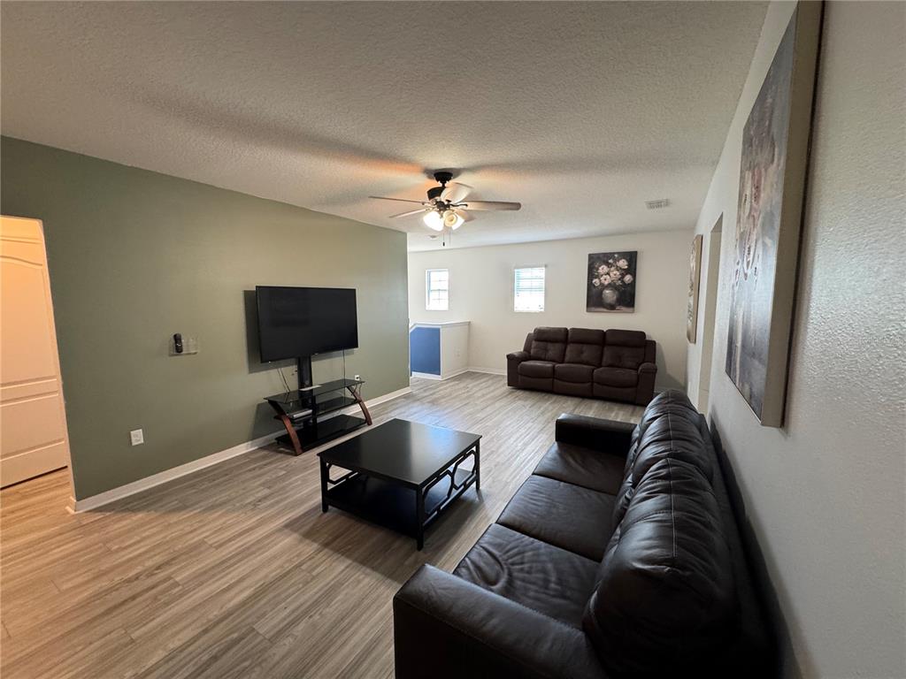 5231 WILDWOOD WAY gallery image #32