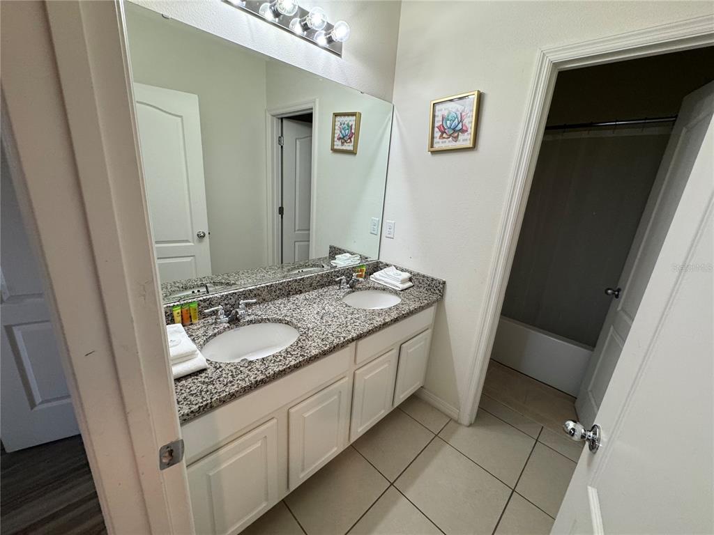 5231 WILDWOOD WAY gallery image #44