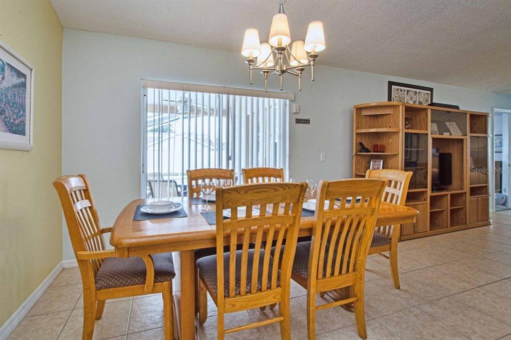 1529 INDIAN OAKS TRAIL gallery image #19