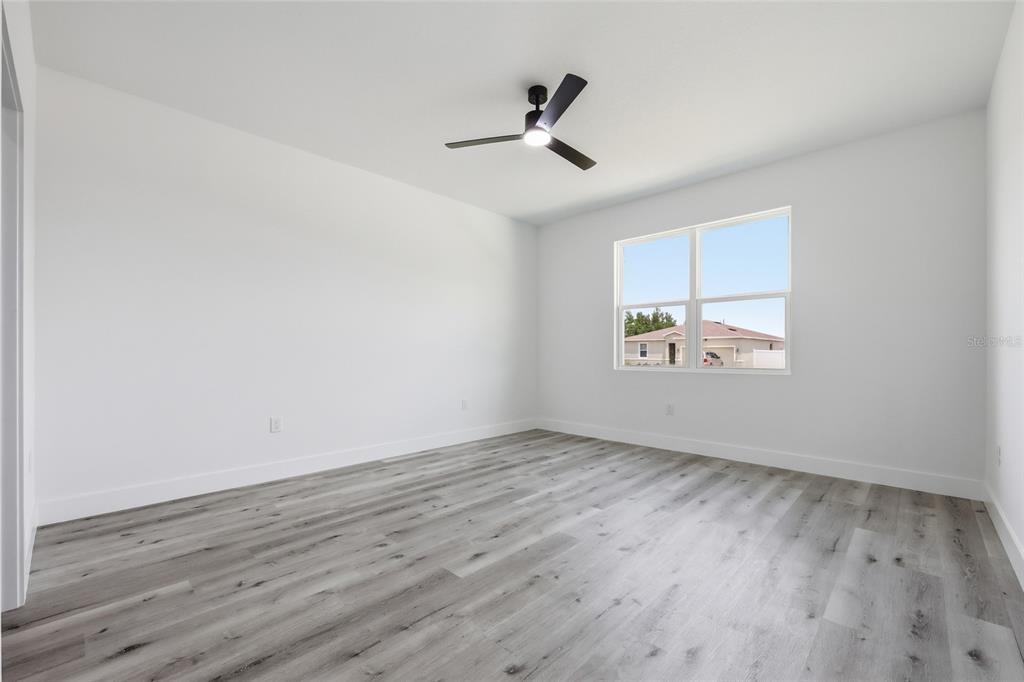 367 CAMELLIA COURT gallery image #23