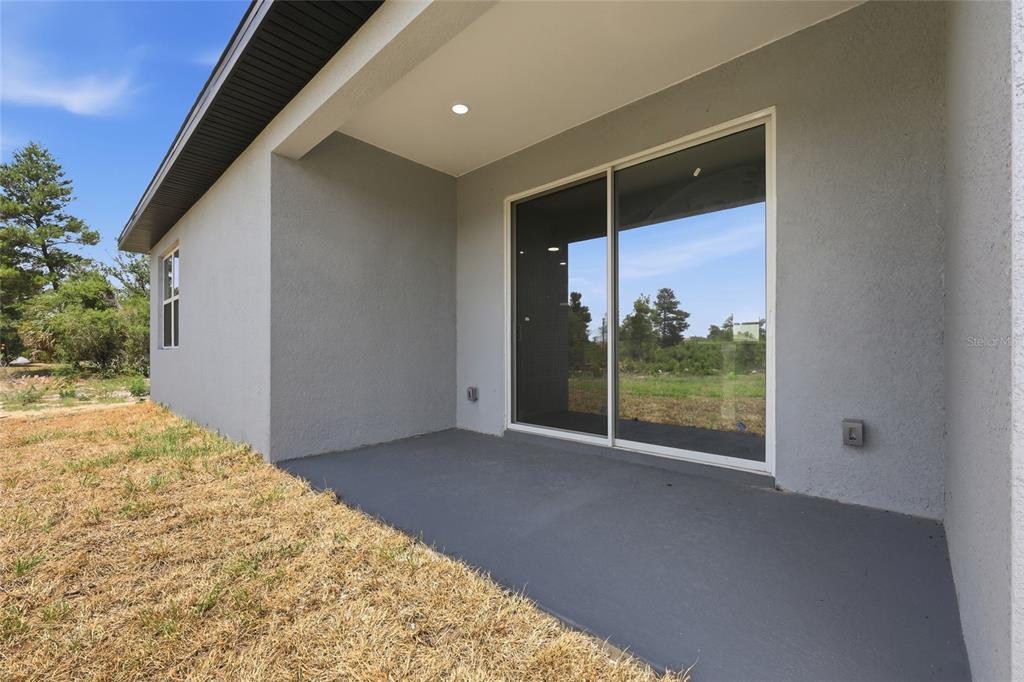 367 CAMELLIA COURT gallery image #30