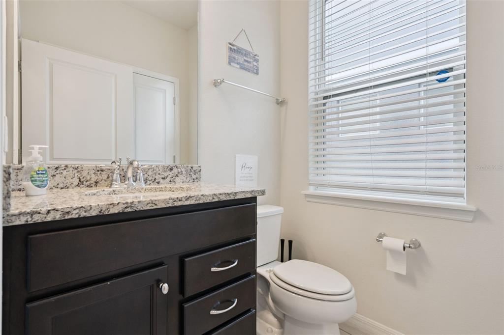 1876 SUMMER DRIVE gallery image #14