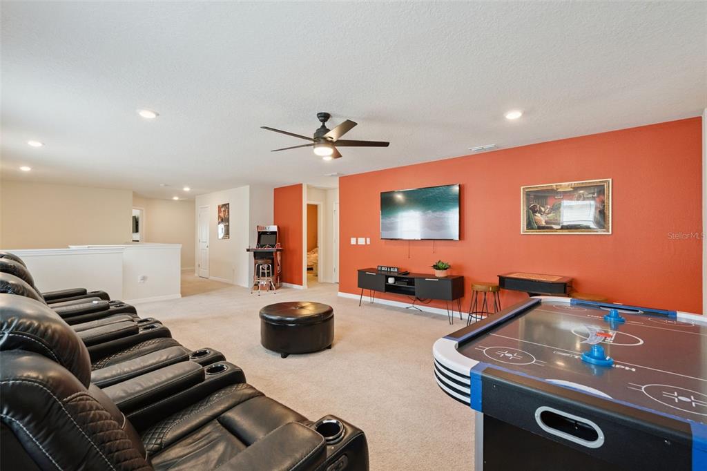 1876 SUMMER DRIVE gallery image #16