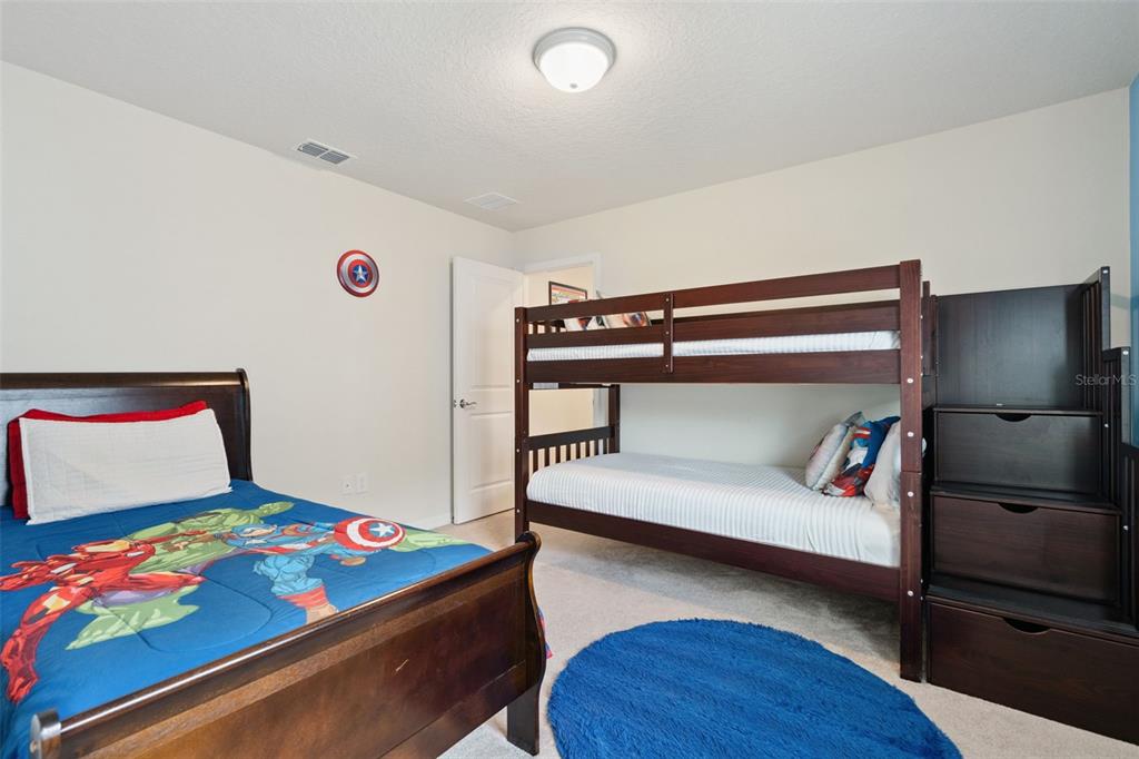 1876 SUMMER DRIVE gallery image #26