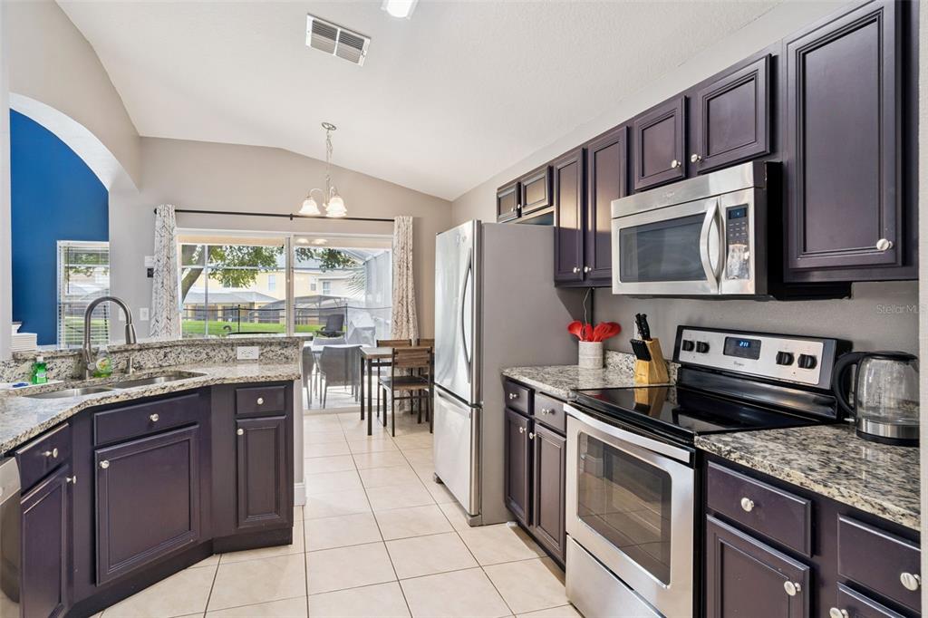 2694 LA ISLA COURT gallery image #10