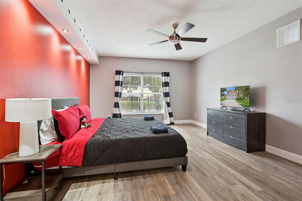 2694 LA ISLA COURT gallery image #13