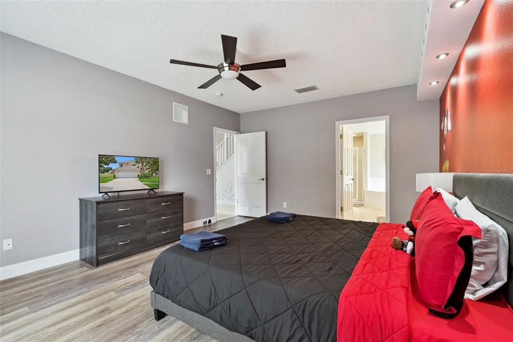 2694 LA ISLA COURT gallery image #15