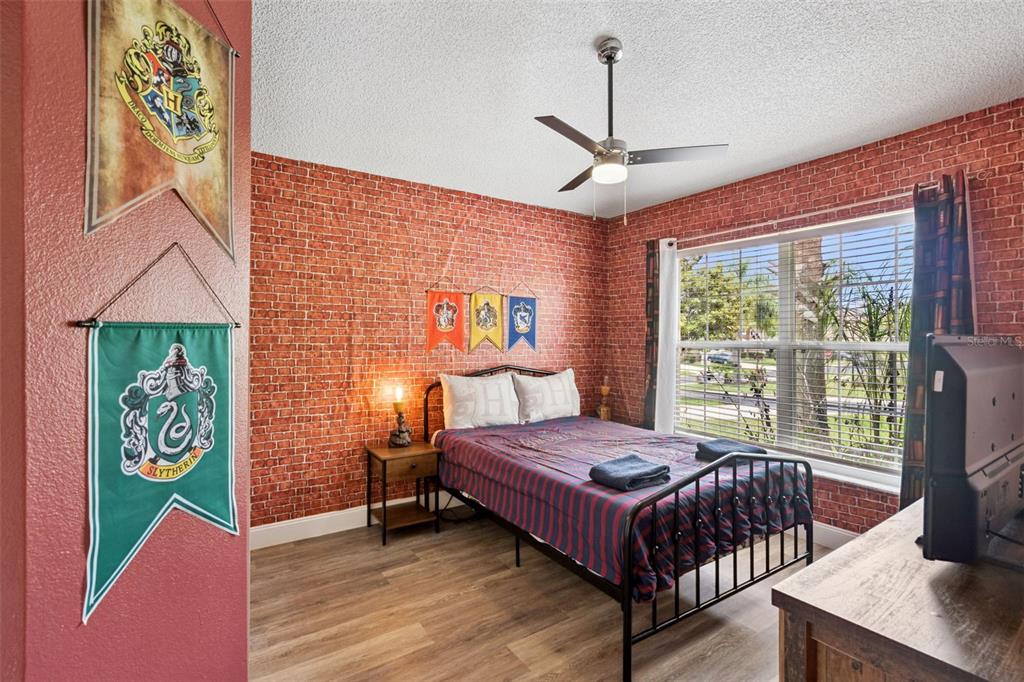 2694 LA ISLA COURT gallery image #17