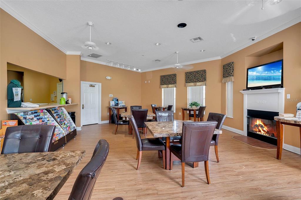 2694 LA ISLA COURT gallery image #54