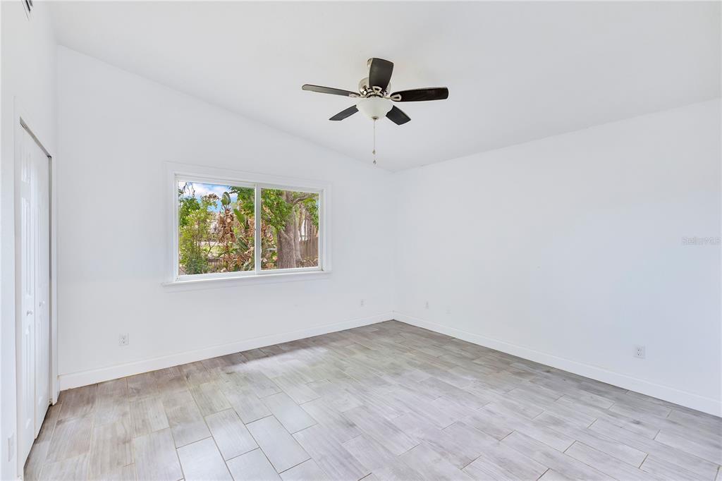 1448 FLAMINGO DRIVE gallery image #13