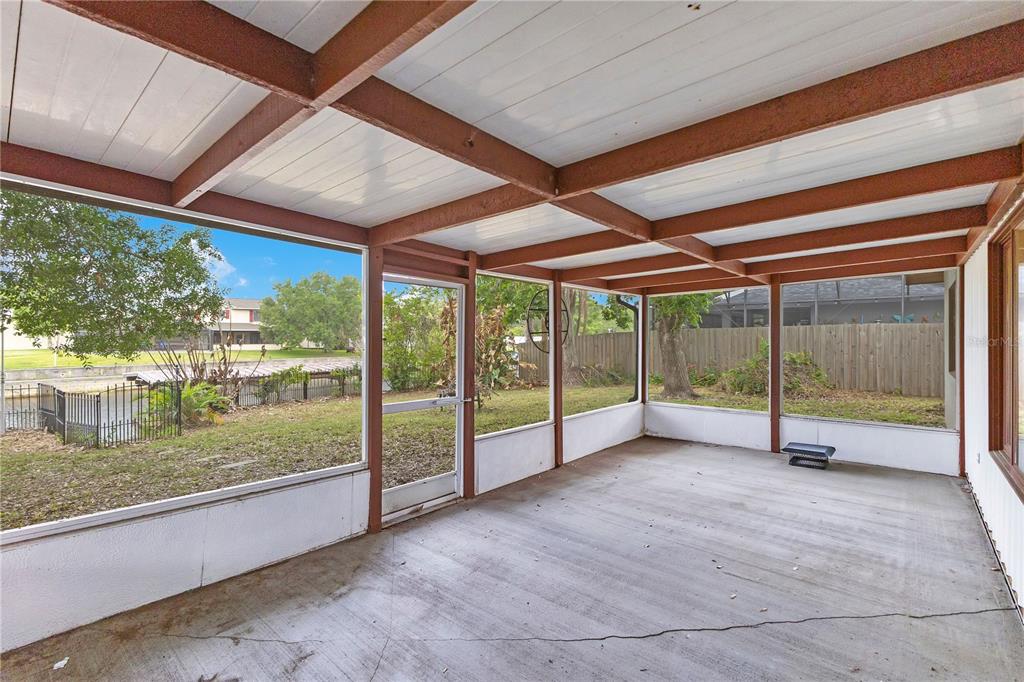 1448 FLAMINGO DRIVE gallery image #16