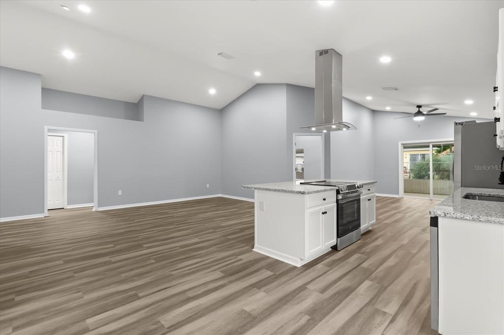 460 MARTIGUES DRIVE gallery image #5