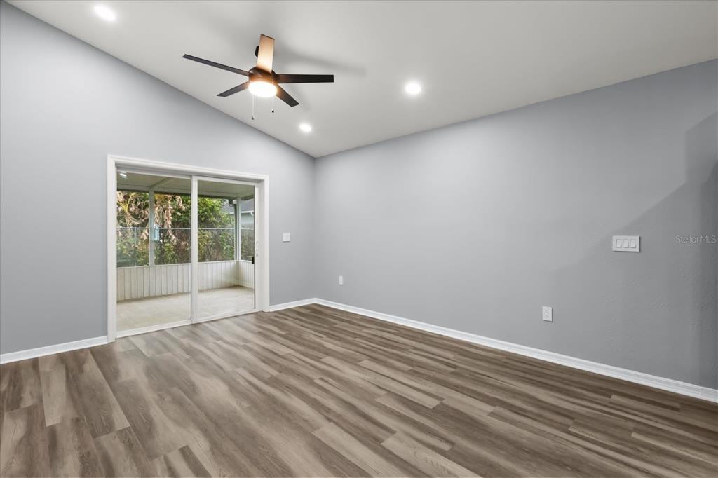 460 MARTIGUES DRIVE gallery image #9