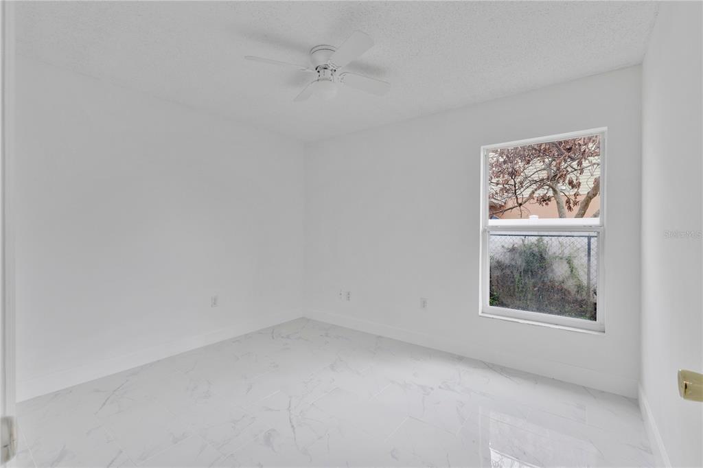 617 BROCKTON DRIVE gallery image #12
