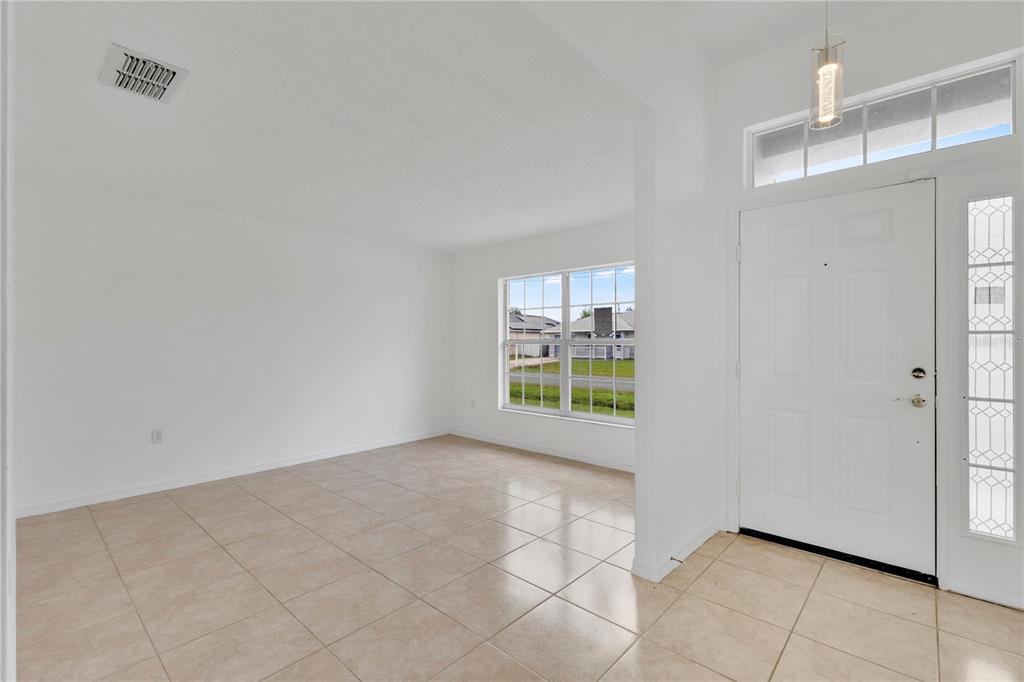 617 BROCKTON DRIVE gallery image #2