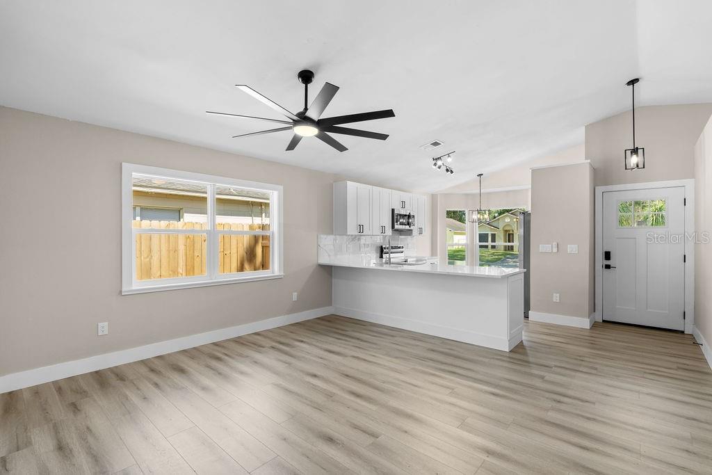 6330 RUTHIE DRIVE gallery image #13