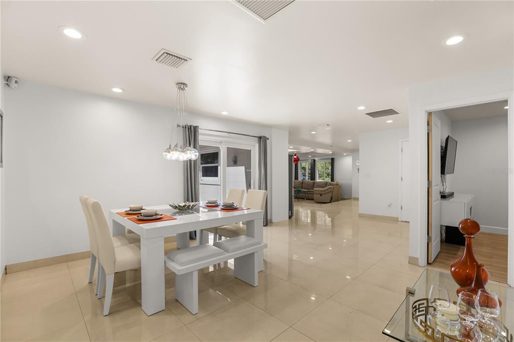 10539 WOODWAY DRIVE gallery image #14