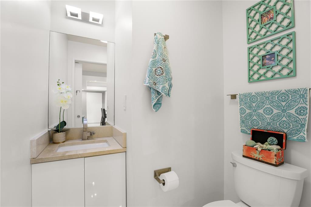 10539 WOODWAY DRIVE gallery image #25