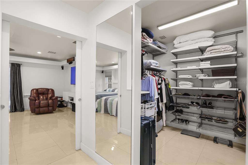 10539 WOODWAY DRIVE gallery image #28