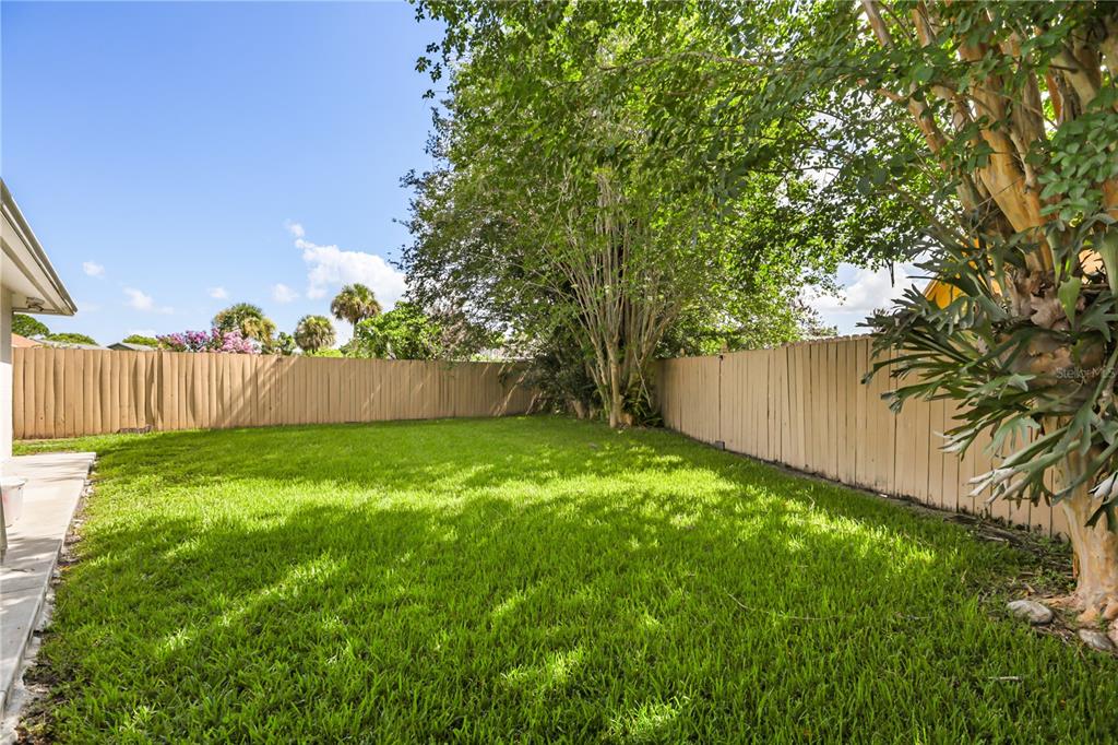 10539 WOODWAY DRIVE gallery image #30
