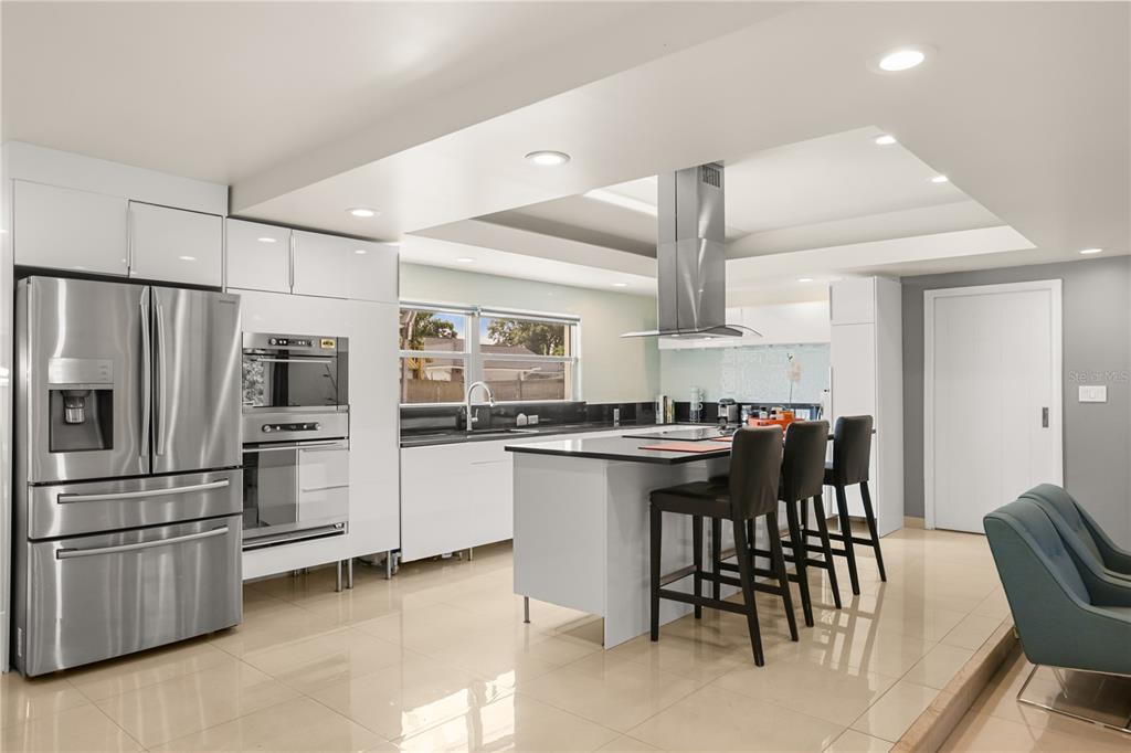 10539 WOODWAY DRIVE gallery image #9