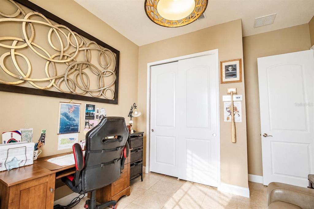 13139 BROMBOROUGH DRIVE gallery image #31