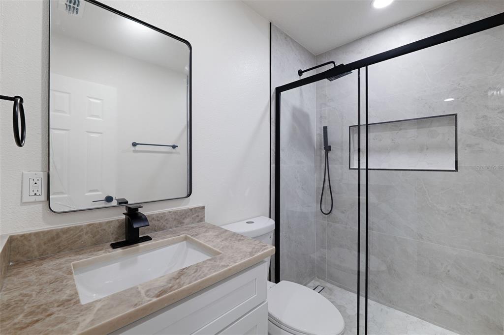 4431 SOUTHMORE DRIVE gallery image #23