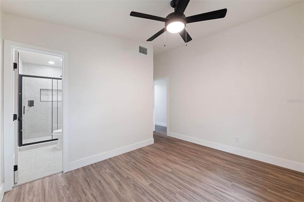 4431 SOUTHMORE DRIVE gallery image #25