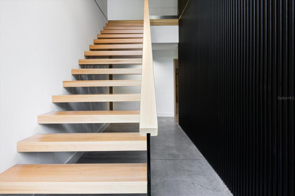 3807 S SEMORAN BOULEVARD gallery image #14