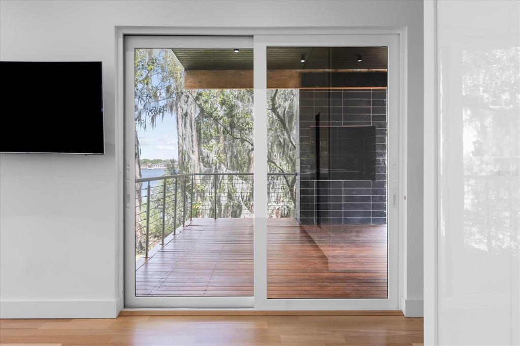 3807 S SEMORAN BOULEVARD gallery image #45