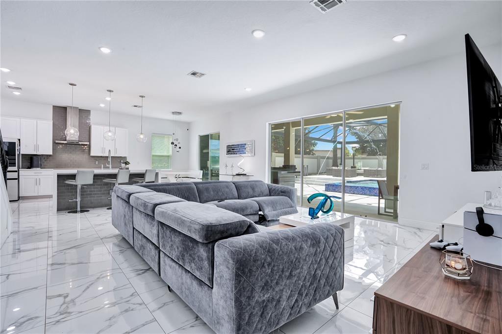 16548 RAVEN ROCK PLACE gallery image #27