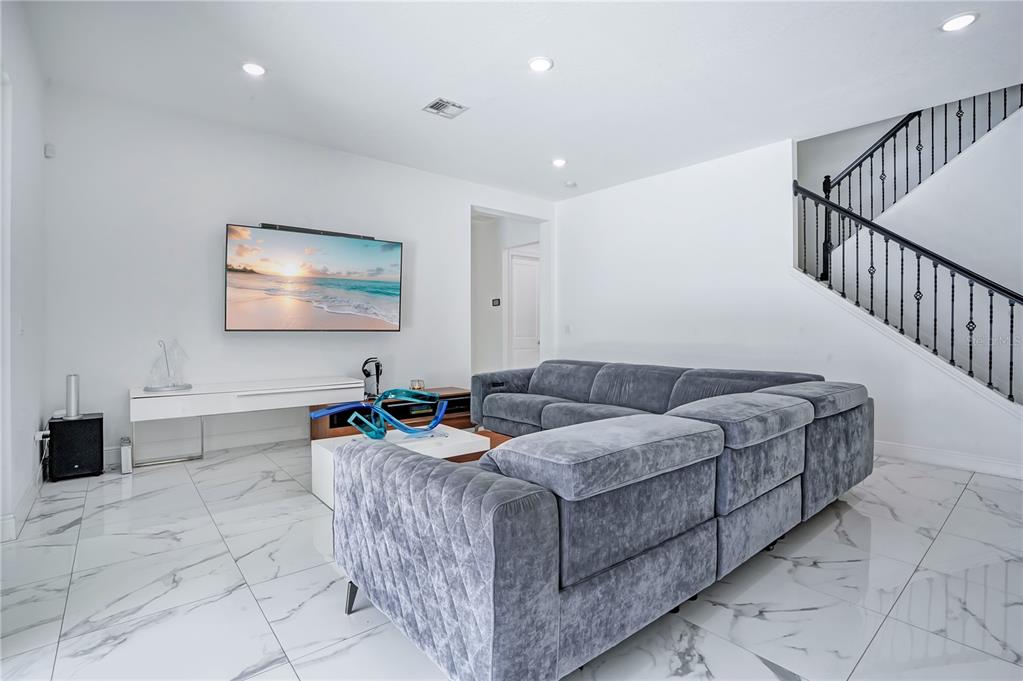 16548 RAVEN ROCK PLACE gallery image #28