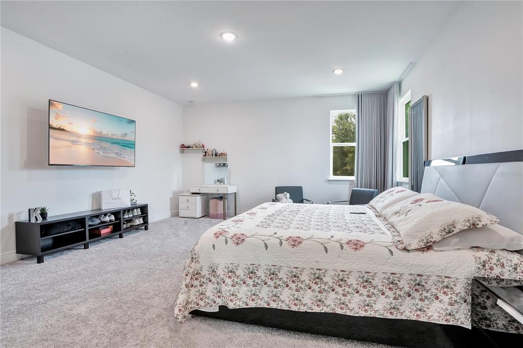 16548 RAVEN ROCK PLACE gallery image #31