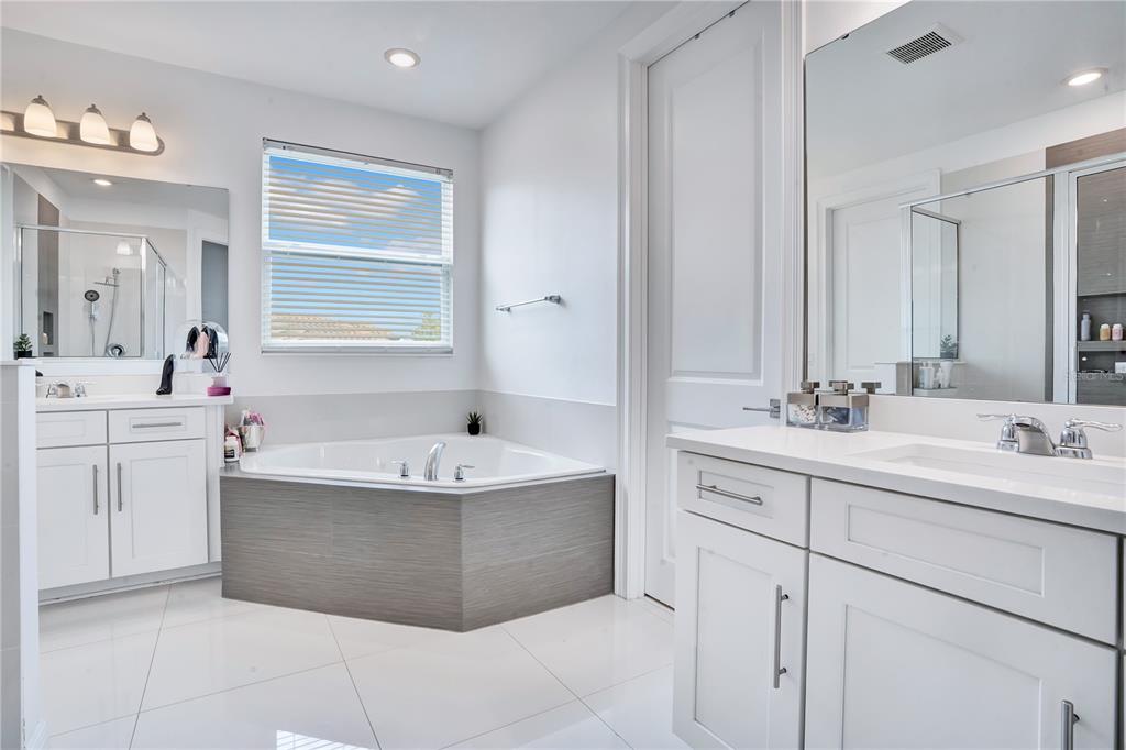 16548 RAVEN ROCK PLACE gallery image #33