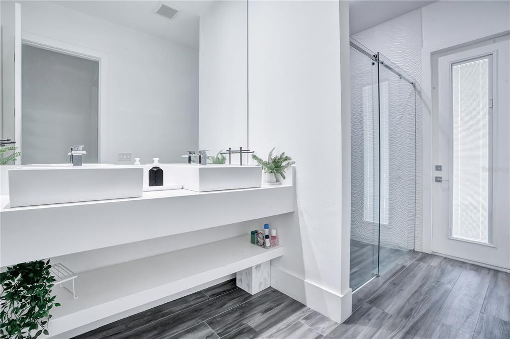 16548 RAVEN ROCK PLACE gallery image #42