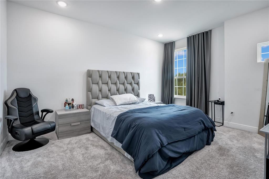 16548 RAVEN ROCK PLACE gallery image #44