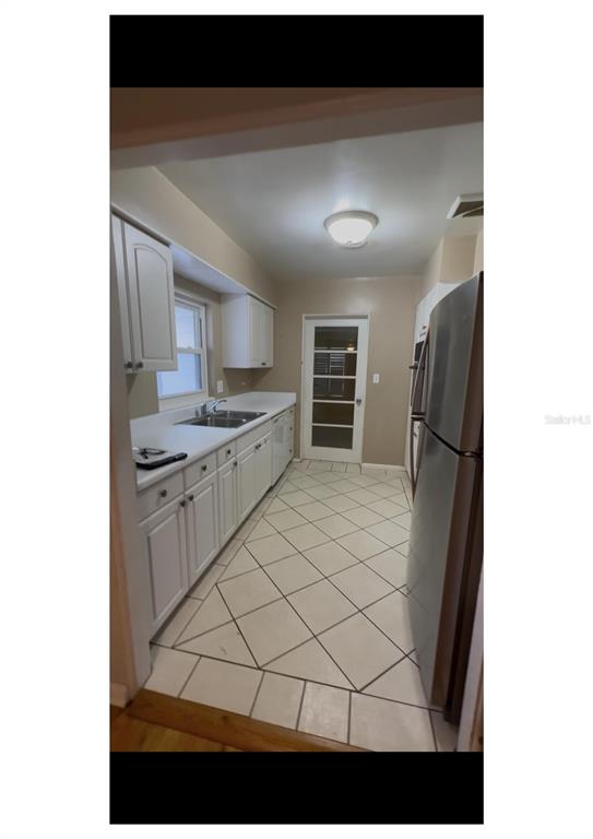 2014 LINDA STREET gallery image #4