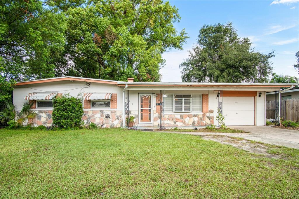 1840 N POWERS DRIVE gallery image #1